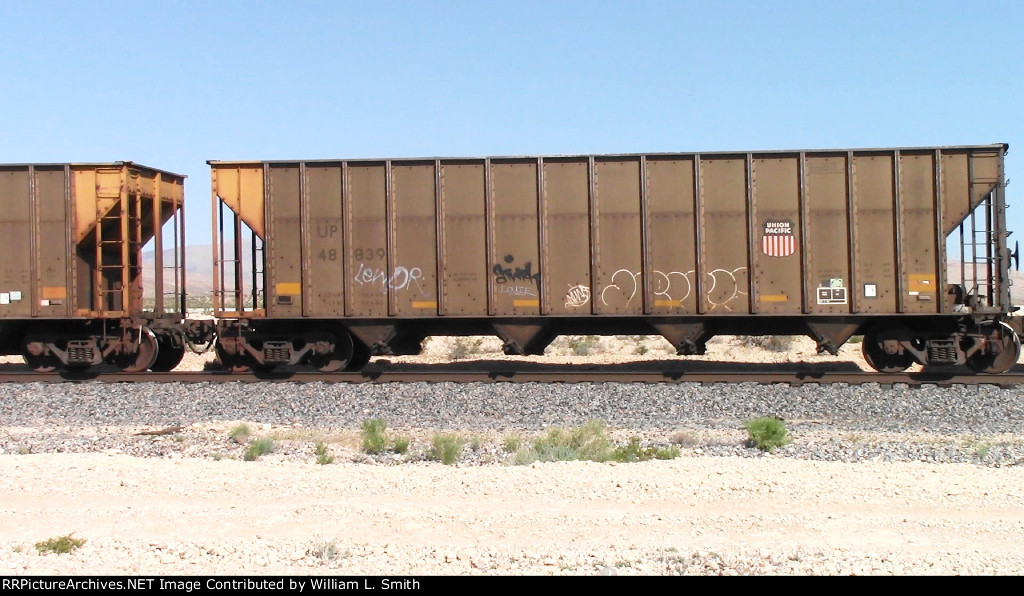 EB Unit Empty Hooper Car Frt at Erie NV -42